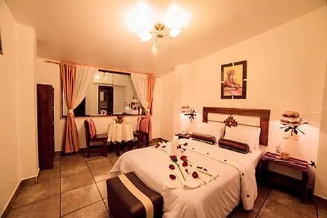 Humantay Hotel 3*